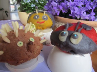 Mainbacken Oster Tiere Igel Marienkäfer Biene (1)