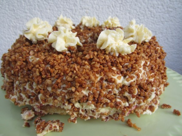 Frankfurter Kranz Crown Cake (5)