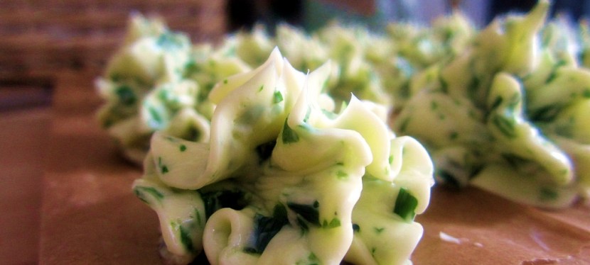 Grillen im Kopf:&nbsp;Kräuterbutter