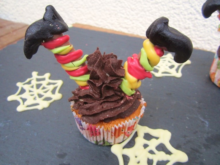 Halloweencupcake Hexe (3)