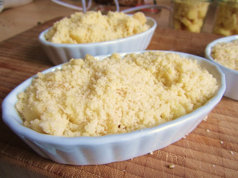 Apple Crumble (1)