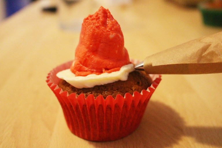 Christmas Cupcake Santa Hat (8)