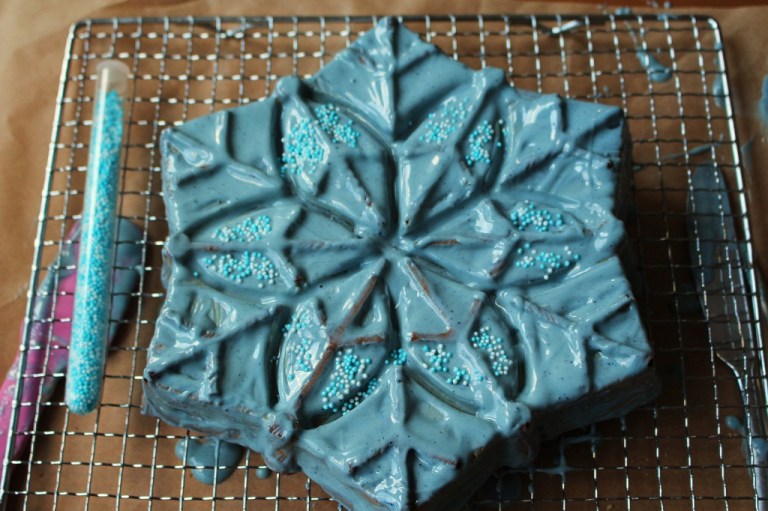 Frozen Cake Elsa (19)