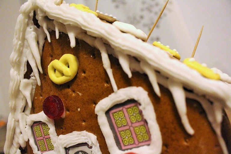 weiss Lebkuchenhaus (11)