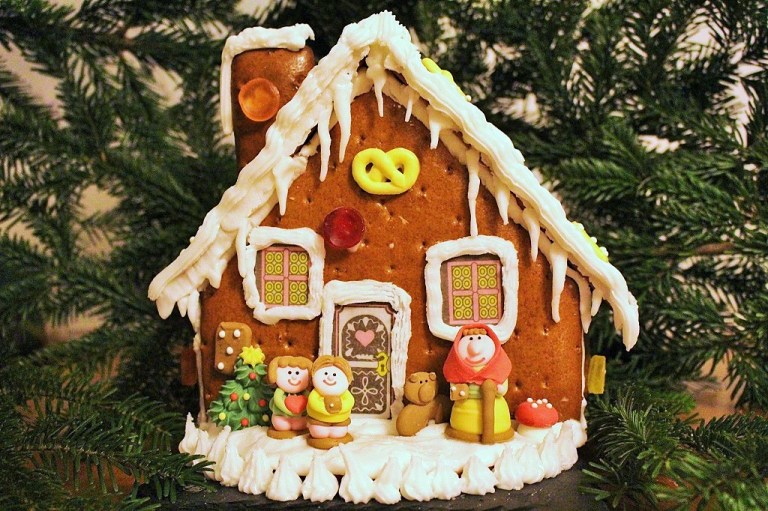 weiss Lebkuchenhaus (12)