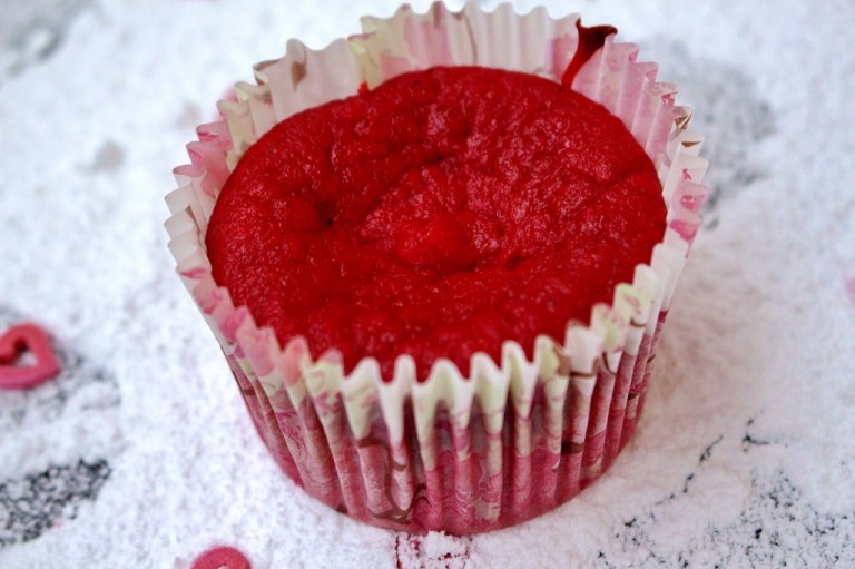 Red Velvet Cupcakes (3)