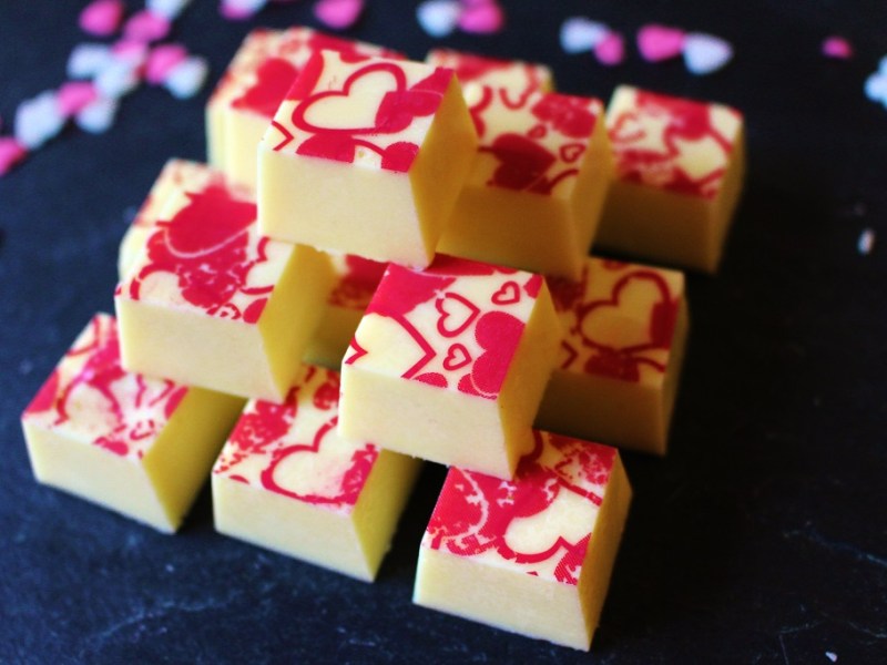 Zum Valentinstag: Weiße Pralinen mit Caipirinha-Creme