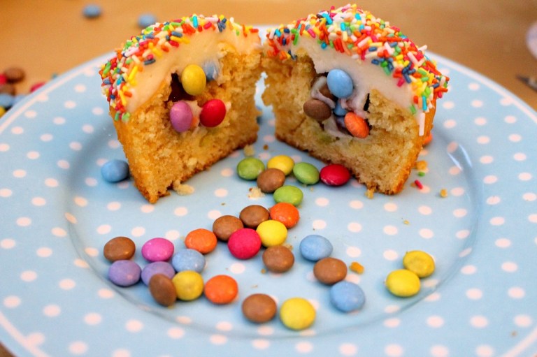 Funfetti Confetti Cupcake (8)