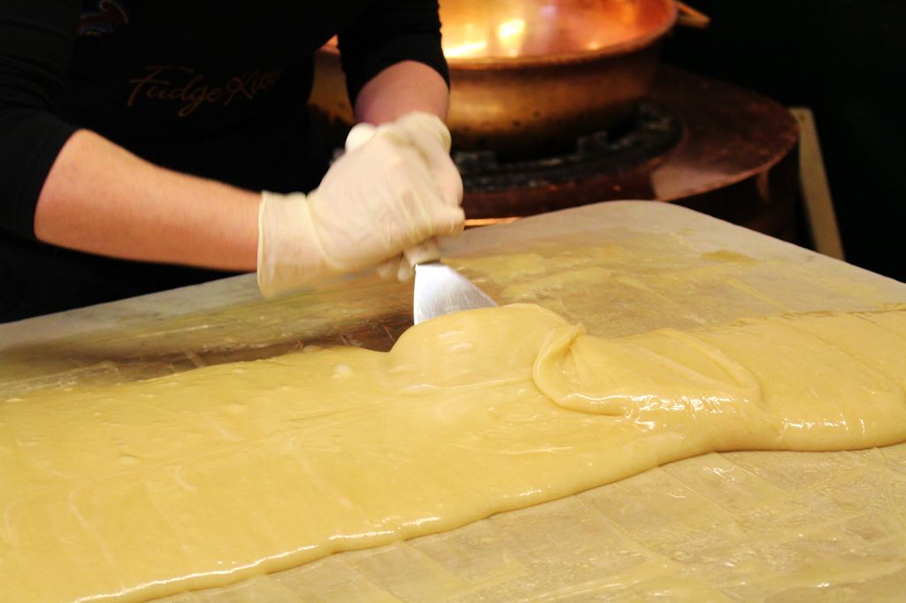 Fudge Kitchen Canterbury MainBacken (4)