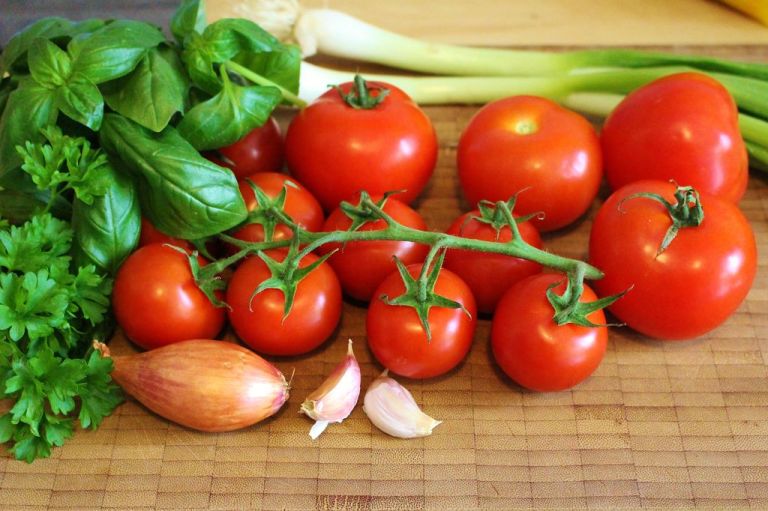 Jede Menge frische Zutaten. Wundert euch nicht, ich habe mehr gemacht.