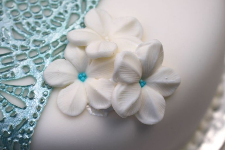 Die Blumen sind einfach selbst gemacht und lassen sich gut vorbereiten.