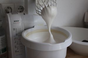 Hochzeitstorte mit Spitze (17)