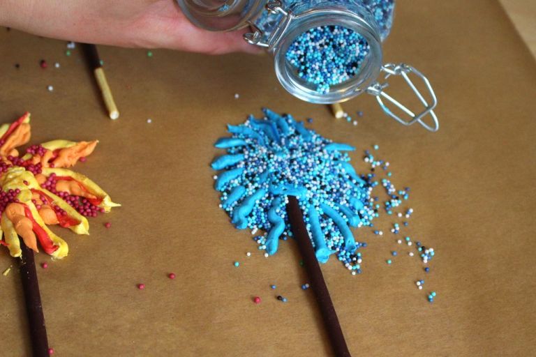 Tipp: Ton in Ton ist für Streusel und Feuerwerk ein sehr schöner Effekt.