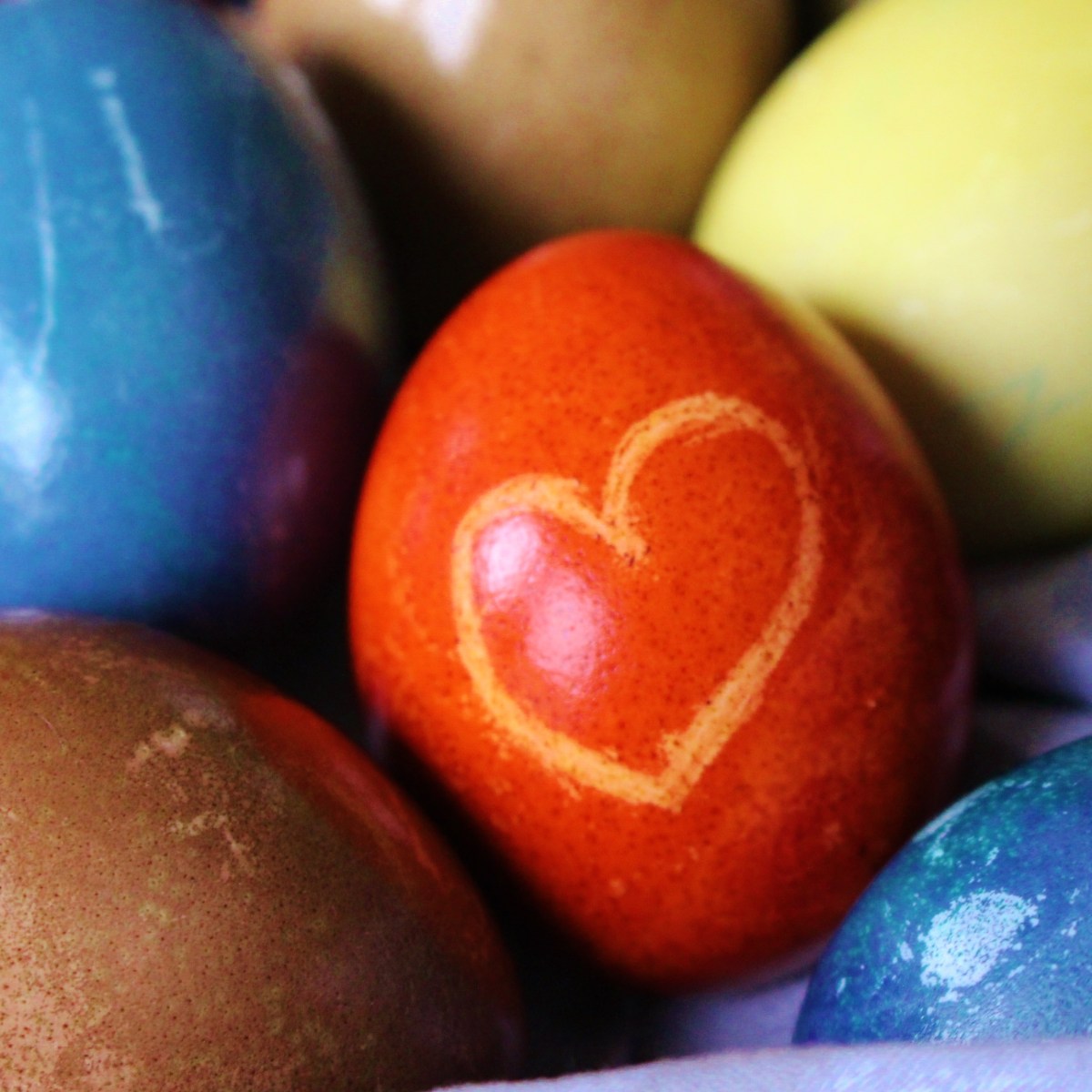 Eier natürlich färben