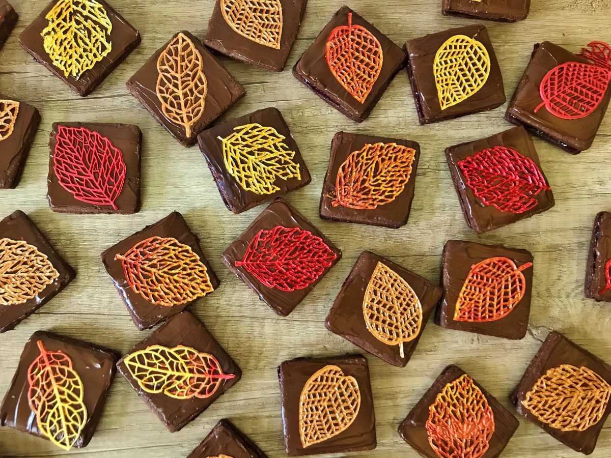 Herbst-Kekse mit Marmeladenfüllung